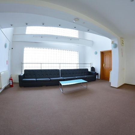 Hotel Pensiune Valentina à Râmnicu Vâlcea Extérieur photo
