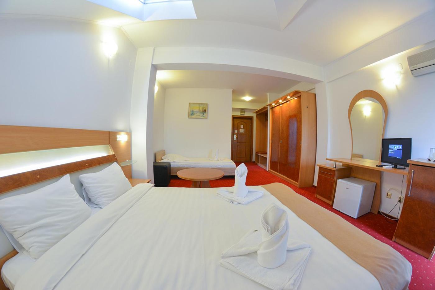 Hotel Pensiune Valentina à Râmnicu Vâlcea Extérieur photo