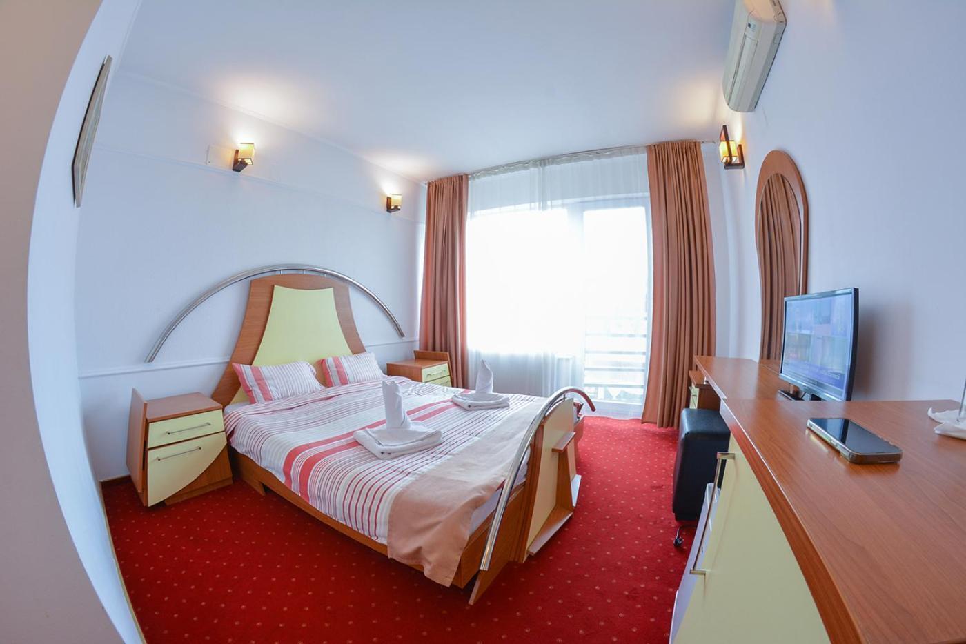 Hotel Pensiune Valentina à Râmnicu Vâlcea Extérieur photo