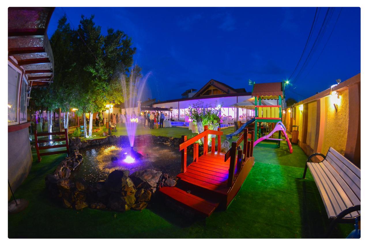Hotel Pensiune Valentina à Râmnicu Vâlcea Extérieur photo